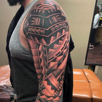 Calaberas Tattoo Studio - Tattoo Near Me - Dalton, Georgia Calaberas Tattoo Studio - Tattoo Near Me - Dalton, Georgia