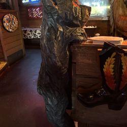 Binion's Roadhouse - Close up of the craved bear