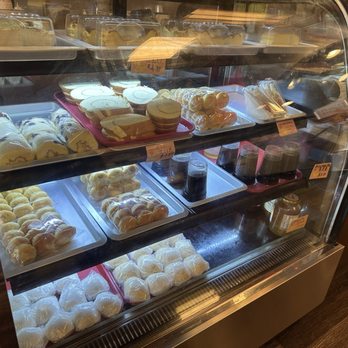 New Cameron Bakery - Bakeries Near Me - Chinatown, New York