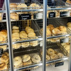 Lulu's Bread & Bagels