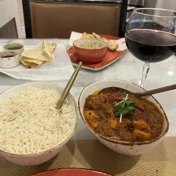 Incredible India - Chicken Curry and white rice, with Trinity oaks merlot. - Indian Near Me - Indianapolis, Indiana Incredible India - Chicken Curry and white rice, with Trinity oaks merlot. - Indian Near Me - Indianapolis, Indiana