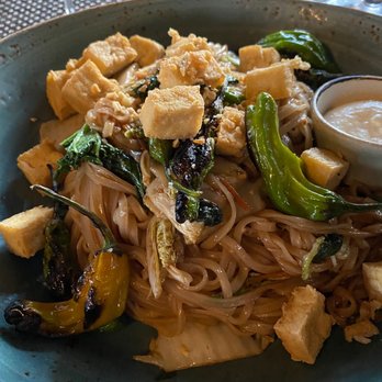 Tidepools - Vegan option: Tofu Pad Thai - Hawaiian Near Me - Poipu, Hawaii