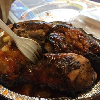 Tota's Bakery & Restaurant - Jerk Chicken, Mac & Cheese, and mixed veggies burried somewhere down there. - Bakeries Near Me - Brooklyn, New York