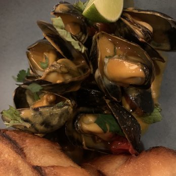 SoCal Kitchen + Bar - Curry mussels - New American Near Me - Columbus, Ohio SoCal Kitchen + Bar - Curry mussels - New American Near Me - Columbus, Ohio