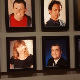 YUK YUK’S NIAGARA FALLS - Updated June 2025 - 12 Photos - 6455 ...