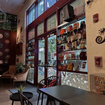 Salento Coffee - Inside seating - Coffee & Tea Near Me - West Palm Beach, Florida