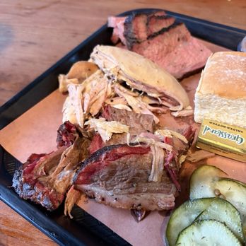 Smokehouse 41 - brisket, tri-tip, chicken - Barbeque Near Me - Oakhurst, California