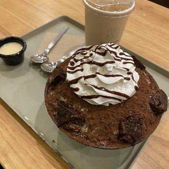 Sul & Beans - Chocolate Bingsoo - Desserts Near Me - Los Angeles, California