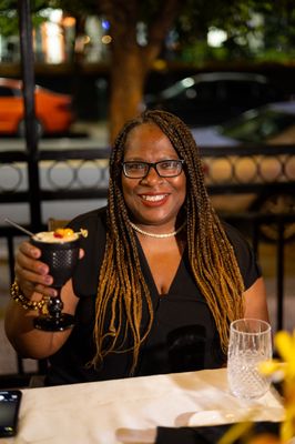 Deluxe Fun Dining by null