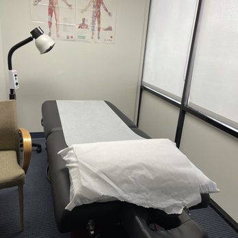 AHMC WELLNESS CENTER - Acupuncture Near Me - Alhambra, California