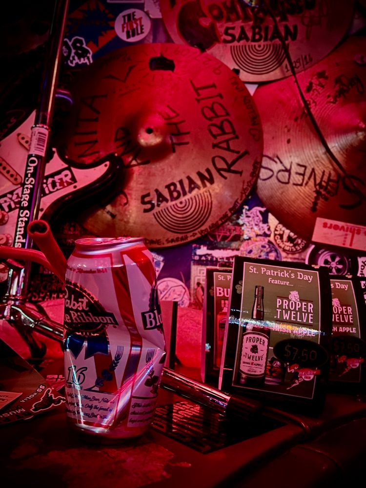 Social spots from Melody Inn