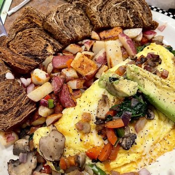 Black Bear Diner Aurora - Vegetarian Omelette (400 cals.) - Diners Near Me - Aurora, Colorado