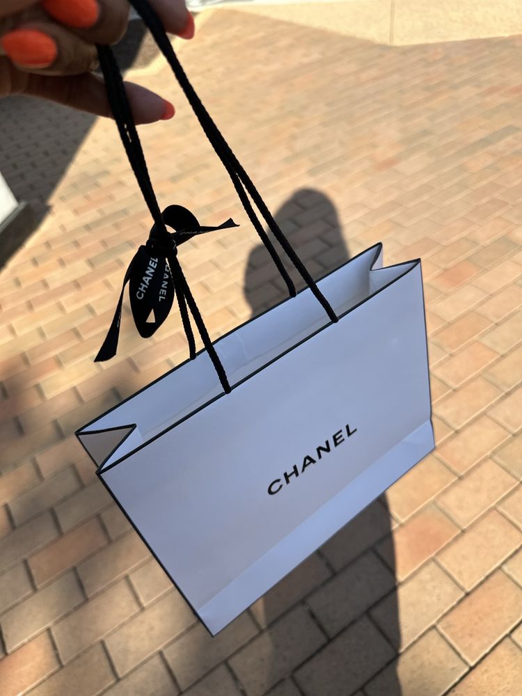 CHANEL Fragrance & Beauty Boutique Logo