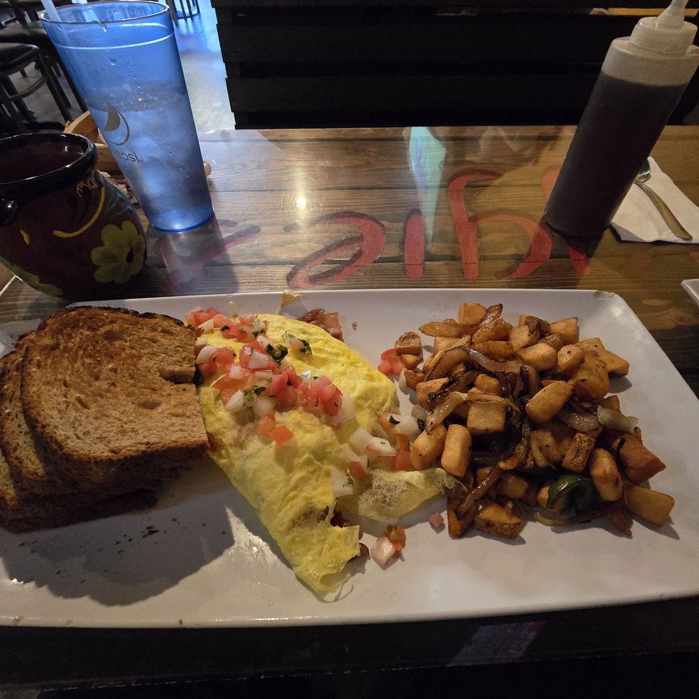 Maggie's Cafe - Breakfast & Brunch Near Me - San Diego, California Maggie's Cafe - Breakfast & Brunch Near Me - San Diego, California