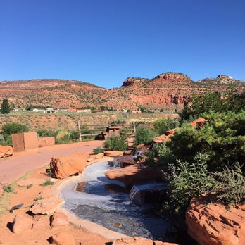 Quail Park Lodge - Park right next door - Hotels Near Me - Kanab, Utah