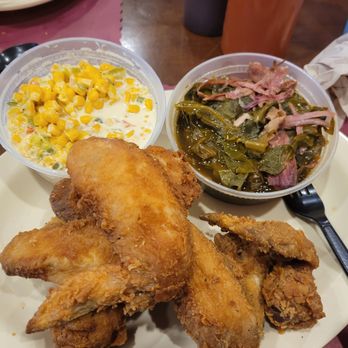 Good Eatin's - Fried Chicken, Jalapeno Corn, Collard Greens - Southern Near Me - Des Moines, Iowa Good Eatin's - Fried Chicken, Jalapeno Corn, Collard Greens - Southern Near Me - Des Moines, Iowa