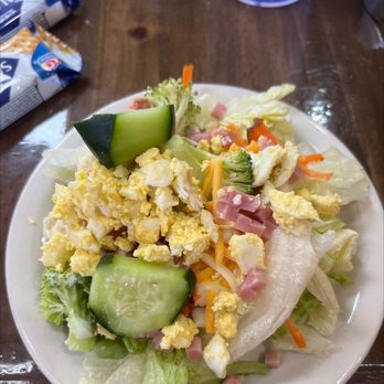Caleb Garcia Staghorn - Salad bar - Salad Near Me - Three Rivers, Texas Caleb Garcia Staghorn - Salad bar - Salad Near Me - Three Rivers, Texas