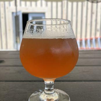 Bootleggers Brewworx - Lushable Crush Hazy IPA - Breweries Near Me - Brandon, Florida Bootleggers Brewworx - Lushable Crush Hazy IPA - Breweries Near Me - Brandon, Florida