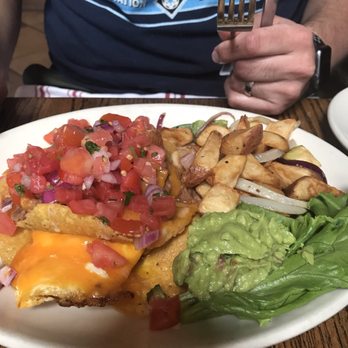 Chadwicks - Great brunch !  Breakfast tacos rocked !!! - American Near Me - Alexandria, Virginia