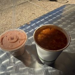The Soup Peddler - Turkey and rice soup and strawberry banana smoothie