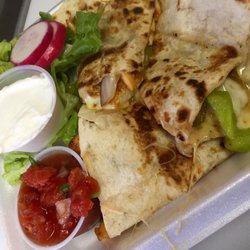 Pupuseria Las Delicias - Chicken quesadilla