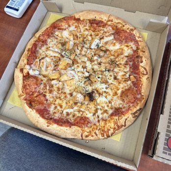 Porto Village PIzza #3 - Where's the basil???? - Pizza Near Me - Long Beach, California Porto Village PIzza #3 - Where's the basil???? - Pizza Near Me - Long Beach, California