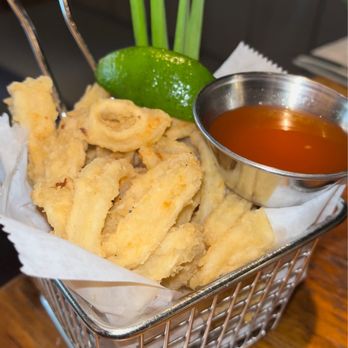 Lemongrass Brooklyn - Fried Calamari - Thai Near Me - Brooklyn, New York