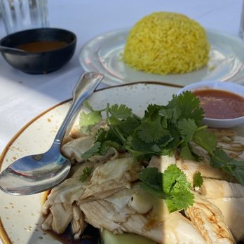 Banana Leaf Restaurant - Singaporean Near Me - Milpitas, California