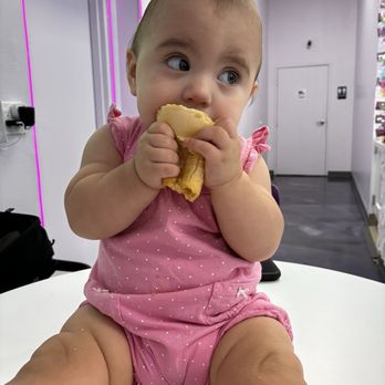 Gigi’s Freezies - They gave my baby a free cone - Coffee & Tea Near Me - Oxnard, California
