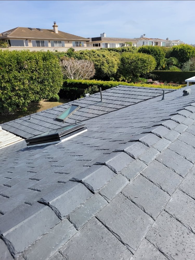 Slide of Nelson The Roofer