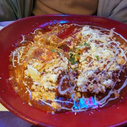 Maguey - Enchilada in red sauce