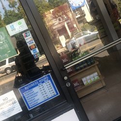 GNC - Store hours says open at 10 am and sign on door says will return at 10.