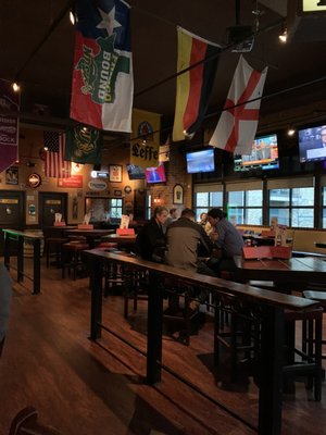 Ringo's Pub by null