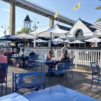 Schaefer's Canal House - Plenty of outside seating by the canal - New American Near Me - Chesapeake City, Maryland Schaefer's Canal House - Plenty of outside seating by the canal - New American Near Me - Chesapeake City, Maryland