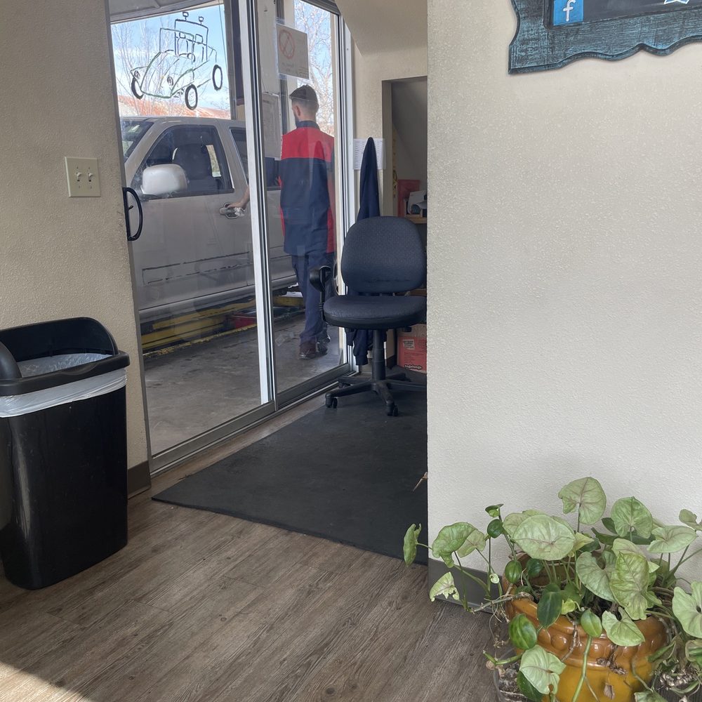 Sitting in the waiting area waiting for them to finish my trucks oil change Sitting in the waiting area waiting for them to finish my trucks oil change