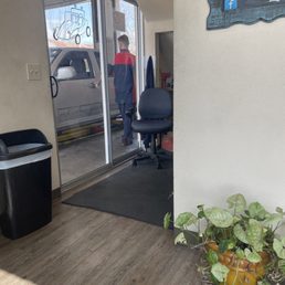 Sitting in the waiting area waiting for them to finish my trucks oil change Sitting in the waiting area waiting for them to finish my trucks oil change