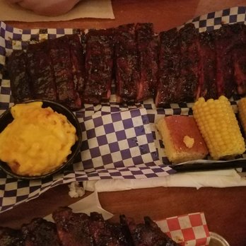 Famous Daves - Full slab with side of jalapeño mac n cheese, corn bread and corn on the cob - Barbeque Near Me - Long Beach, California Famous Daves - Full slab with side of jalapeño mac n cheese, corn bread and corn on the cob - Barbeque Near Me - Long Beach, California
