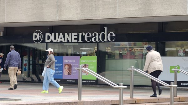 DUANE READE Updated December 2024 10 Photos 40 Reviews 1 Path
