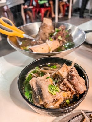 Phởholic by null