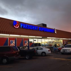 President Supermarket - Front of the store