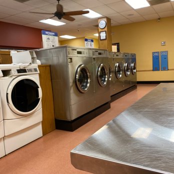 MetroMat Coin Laundry - Laundry - Laundromat Near Me - Portland, Oregon