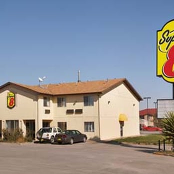 Super 8 by Wyndham Moriarty - Super 8 Moriarty - Hotels Near Me - Moriarty, New Mexico Super 8 by Wyndham Moriarty - Super 8 Moriarty - Hotels Near Me - Moriarty, New Mexico