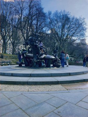 Alice in Wonderland by null