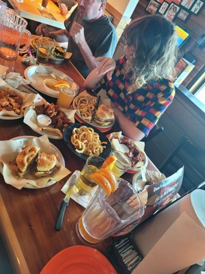 Hooters by null