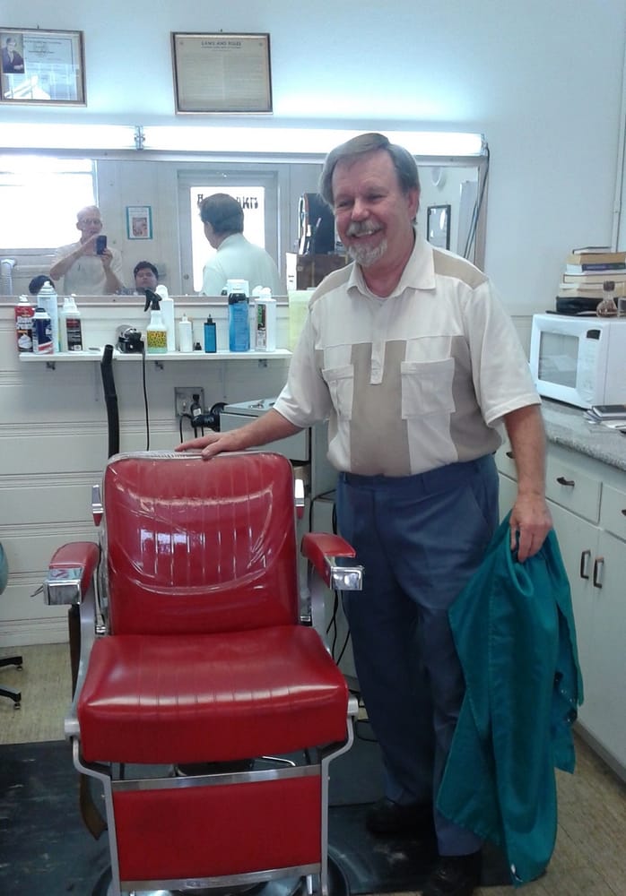 HEAD HUNTERS BARBER SHOP Updated May 2024 24 Reviews 2834 Castro