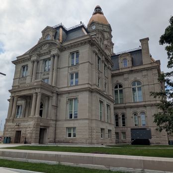 Vigo County Courthouse - Vigo County Courthouse, Terre Haute - Landmarks & Historical Buildings Near Me - Terre Haute, Indiana Vigo County Courthouse - Vigo County Courthouse, Terre Haute - Landmarks & Historical Buildings Near Me - Terre Haute, Indiana