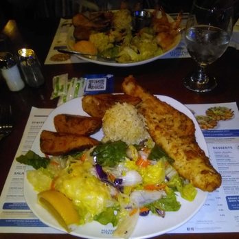 Au Vieux Duluth Restaurants - 20 février 2020/ Crevettes Papillons et filet de doré - Greek Near Me - Cornwall, Ontario Au Vieux Duluth Restaurants - 20 février 2020/ Crevettes Papillons et filet de doré - Greek Near Me - Cornwall, Ontario
