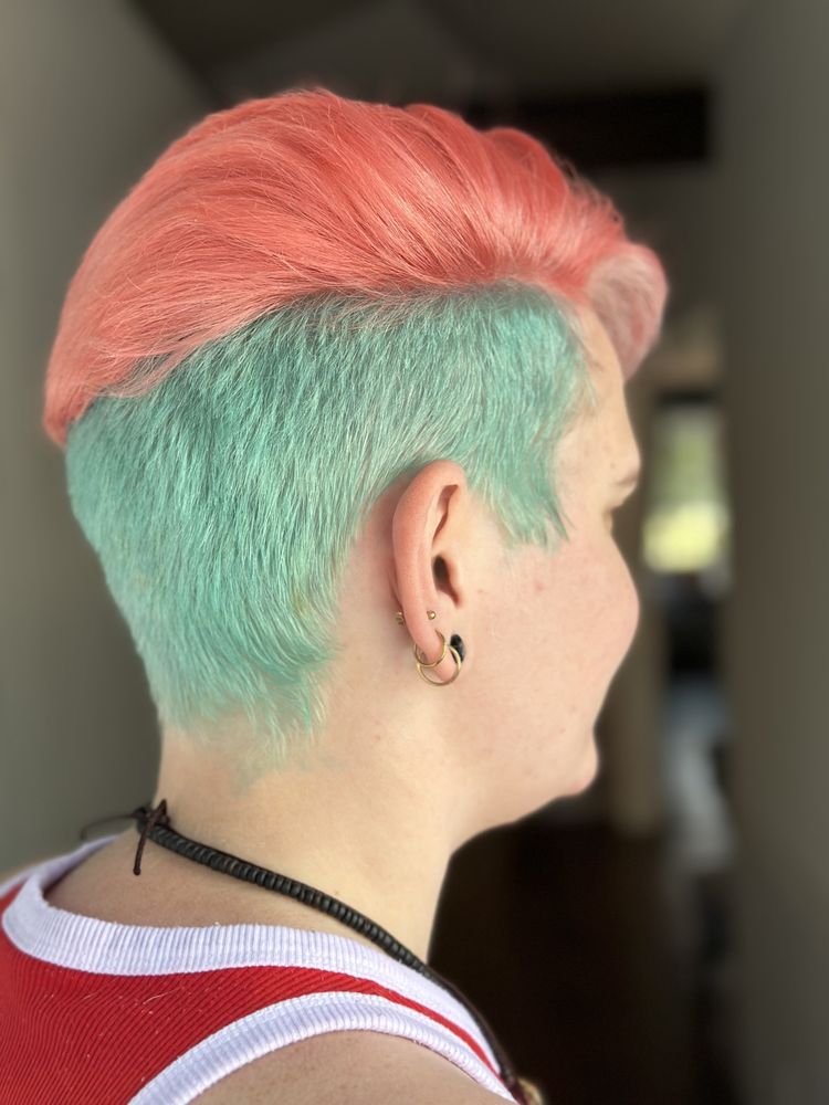 THE DOLL HOUSE SALON AND BOUTIQUE Updated September 2024 Request an