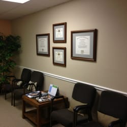Booth Chiropractic & Acupuncture - Lobby