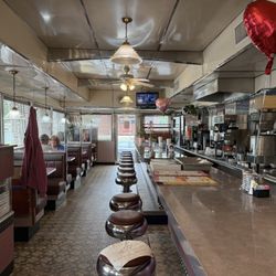 Hightstown Diner - Inside looking left from counter